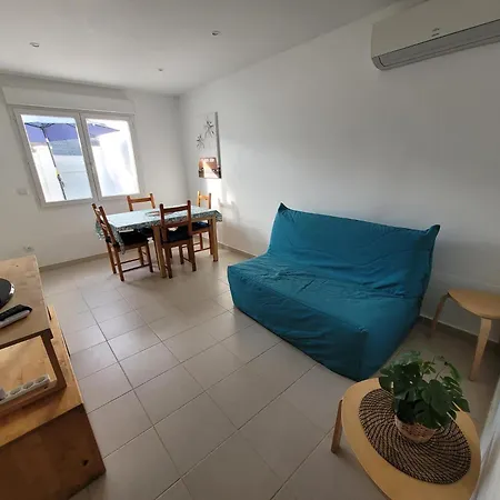 Un Petit Cocon Pour 4 Personnes 아파트 *