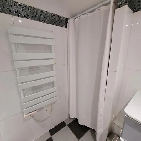 Un Petit Cocon Pour 4 Personnes *